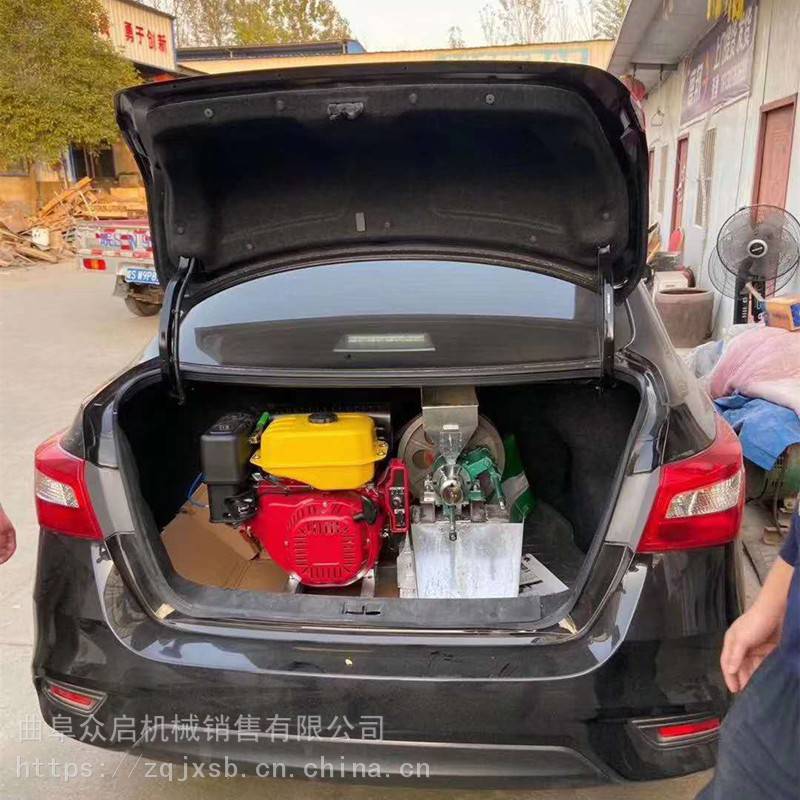 休閑食品加工設備22馬力自動切斷食品膨化機 五谷雜糧新型膨化機 低噪音空心棒機圖片及產品詳情