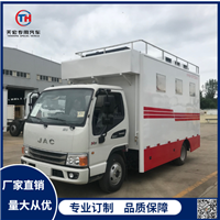 天宏专用汽车机械设备甘肃白银 大型餐车厂家价格 东风农村宴席餐车 流动厨房图片 价格