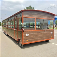 益民餐车机械设备风味小吃车 糖葫芦小吃车 盒饭快餐车 摆摊移动四轮 大型餐车图片 价格