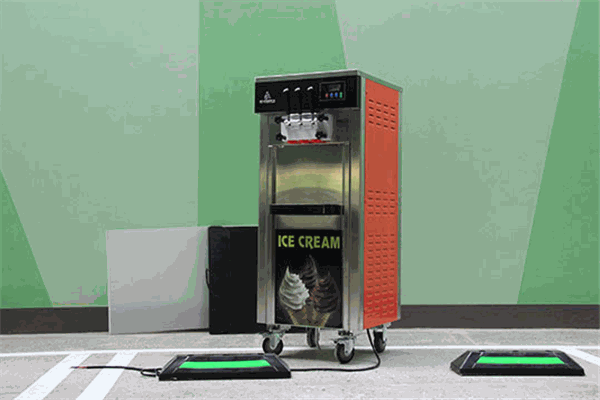 冰之乐冰淇淋机