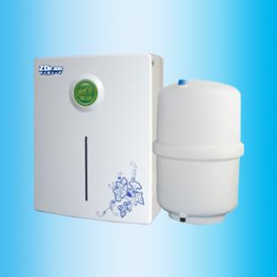 中大博士一百净水器